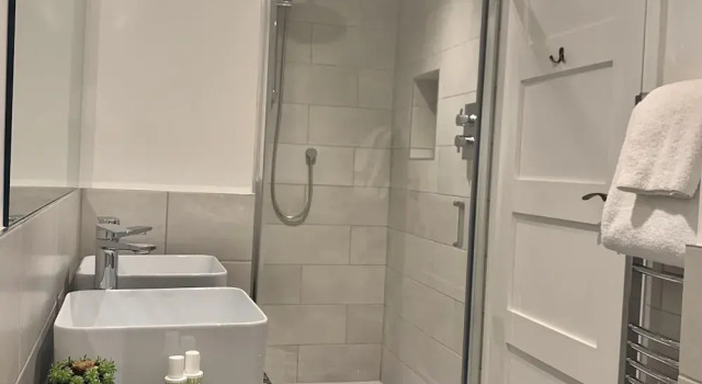 Номер Standard Upstairs at 33 - Self check in boutique accommodation in Worcester Centre