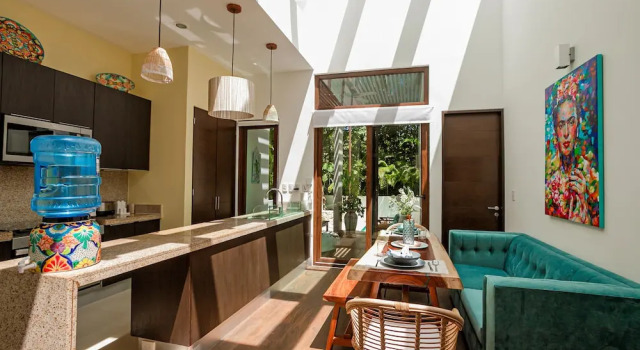 Семейная вилла Marvellouse Town House, Terrace, Pool and Golf