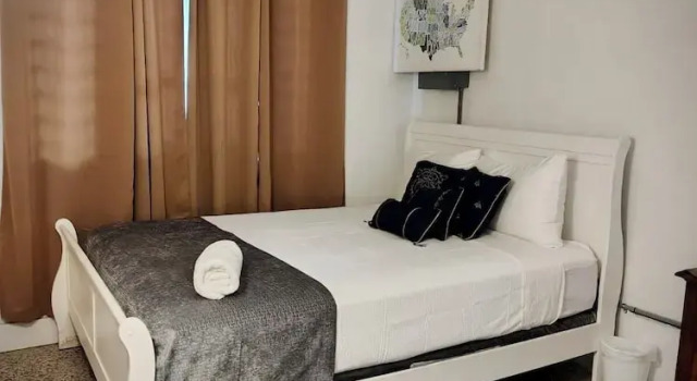 Апартаменты с 3 комнатами SEGOVIA STUDIO UNITS