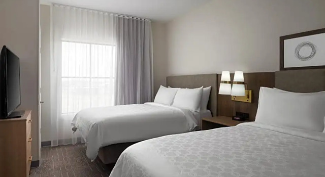 Четырёхместный люкс c 1 комнатой Staybridge Suites Flowood Nw Jackson by IHG