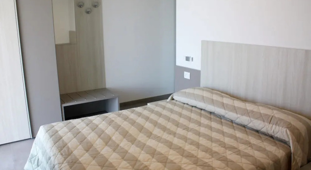 Modern Flat With Balcony, Book Lejlighed Hoteller i Friuli Venezia Giulia med parkering, Parkering
