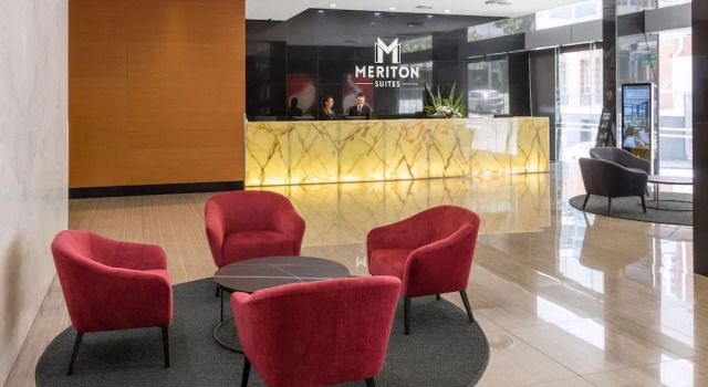 Meriton Suites Adelaide Street, Brisbane