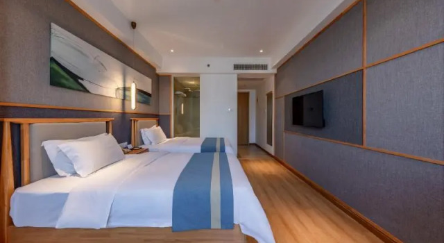 Семейный номер Standard GreenTree Eastern Hotel Jiaxing Xiuzhou District Zhongshan Xi Road