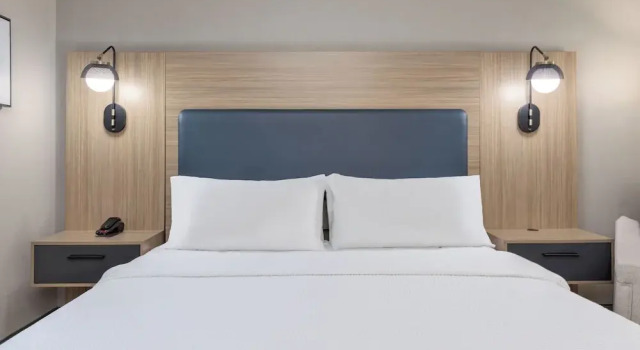 Студия люкс Candlewood Suites Houston The Woodlands by IHG