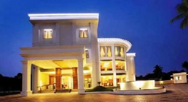 Hotel Wyte Portico, Book Hotel Hoteller i Chavara med parkering, Parkering