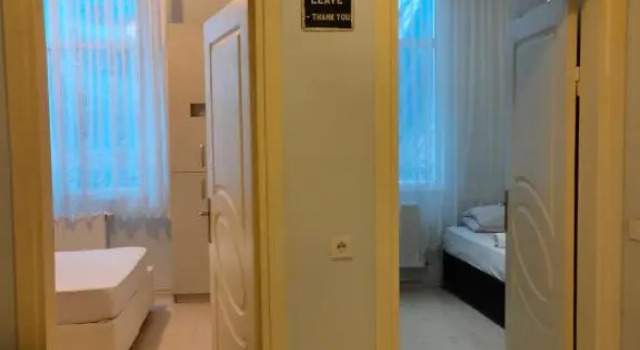 Cozy Galata 2+1, Boek Hotel Hotels in Beyoglu met parkeren, Parkeren