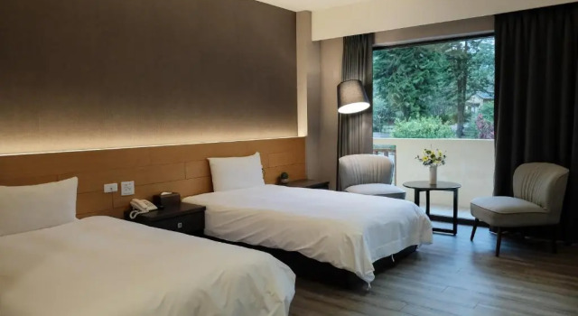 Koi Lake Hotel, Varaa Hotelli Shoufeng 