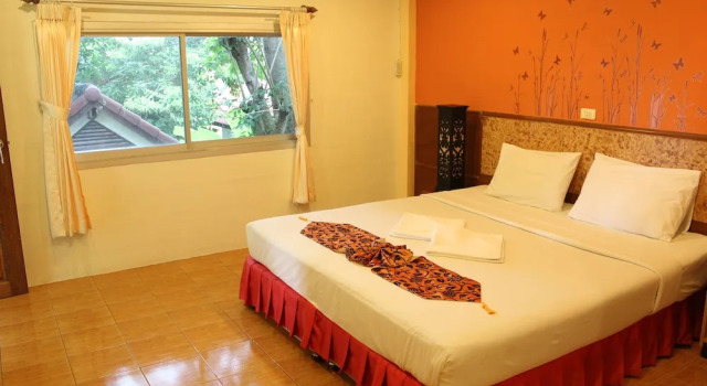 Бунгало Deluxe с видом на сад Baan Suan Sook Resort