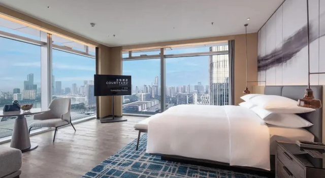 Двухместный люкс Courtyard by Marriott Guangzhou Pazhou