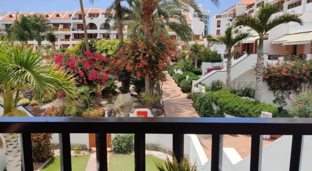 Апартаменты Seafront New Modern Apt