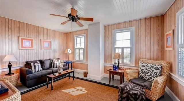 Семейный коттедж с 3 комнатами с видом на море Captain Charlie s 3 3 Bedroom Holiday Home By Bald Head Island