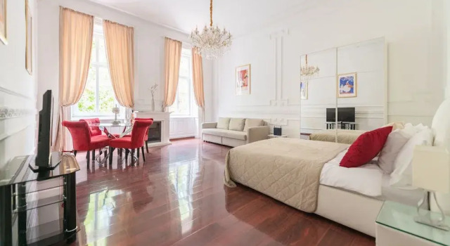 Апартаменты Classic Music Academy Suite Café Vian Apartman Kft