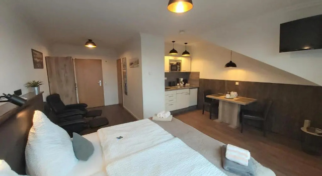 Студия с балконом Appartment Vermietung Lütje