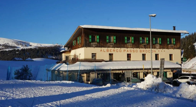 Albergo Passo Brocon, Забронировать Отель Отели Кастелло-Тезино 3 звезды, 3*