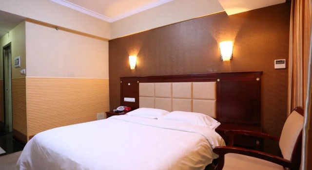 Changsha Mingfu Business Hotel, Reservar Hotel Kai Fu Changsha, perto de Martyrs Park