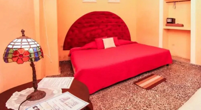 Havana Accomodation 1883, Забронировать Отель Отели Гаваны с парковкой, Парковка