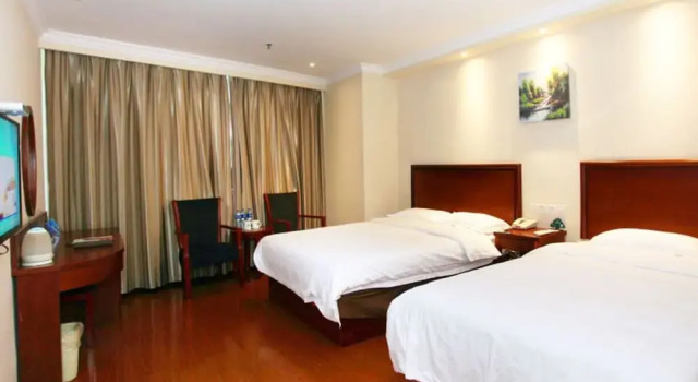Двухместный номер Standard GreenTree Inn XuanCheng Jixi County GuangMing Building Hotel