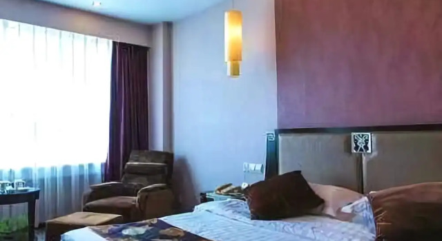 Jiudu Hotel, Varaa Hotelli Hotellit Sichuan pysäköinnillä, Pysäköinti