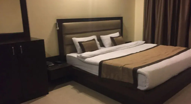 Hotel Aura @ Airport, Забронировать Отель Отели Нью-Дели с завтраком, Завтраки