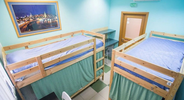 Like Hostel