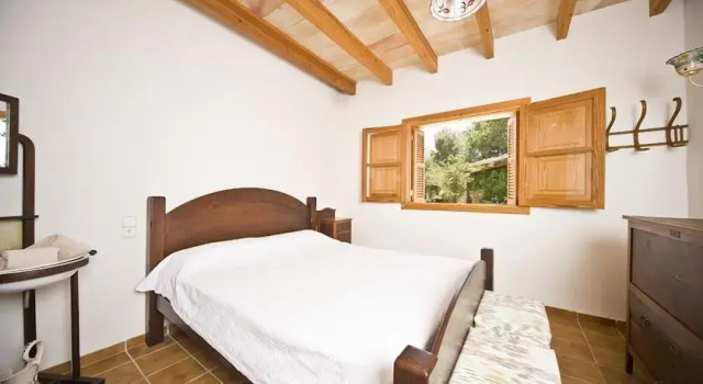 Son Catlar, Book Villa Inca Majorca