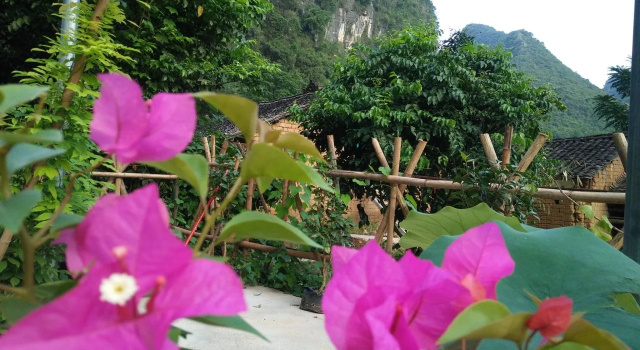 Yangshuo moonlight hostel, Забронировать Хостел Отели Гуйлинь с парковкой, Парковка