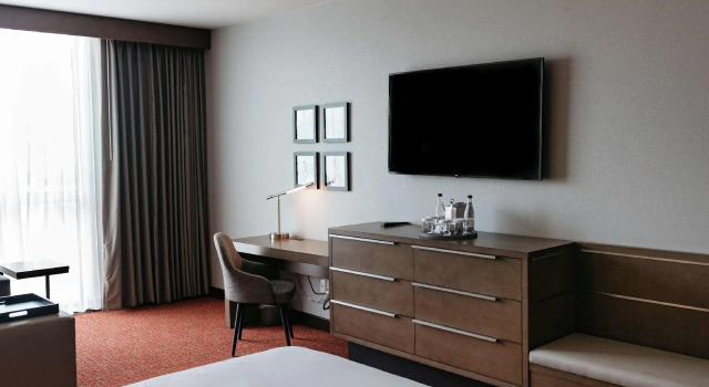 Двухместный люкс студия Revel Hotel, Tapestry Collection By Hilton