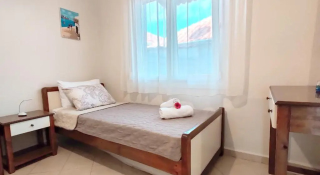 Коттедж с 2 комнатами Elenas Town House