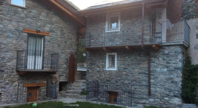 Chez Sylvie Vda-Issogne-001, Buchen Sie Hotel Issogne Aostatal