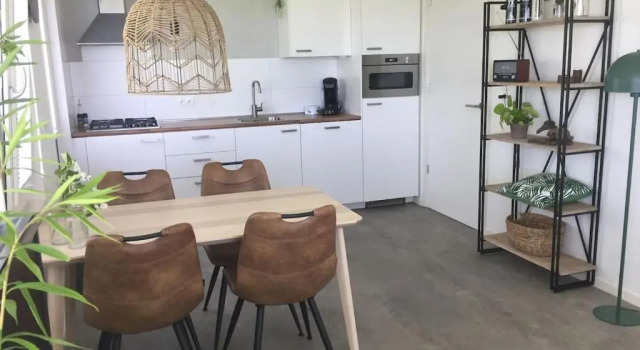 Коттедж Bungalow Groen