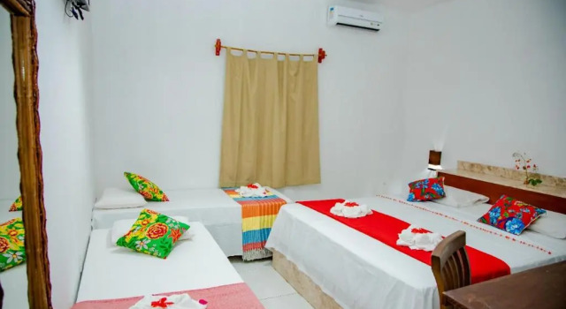 Трёхместный номер Standard Hotel Maré Mansa