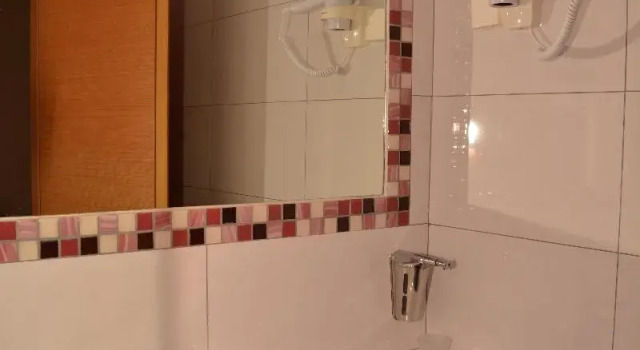 Двухместный номер Standard с видом на бассейн Kavos Plaza Hotel