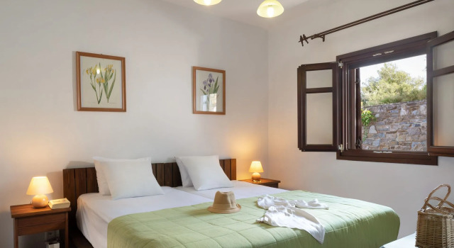 Полулюкс Esperos Suites & Villas