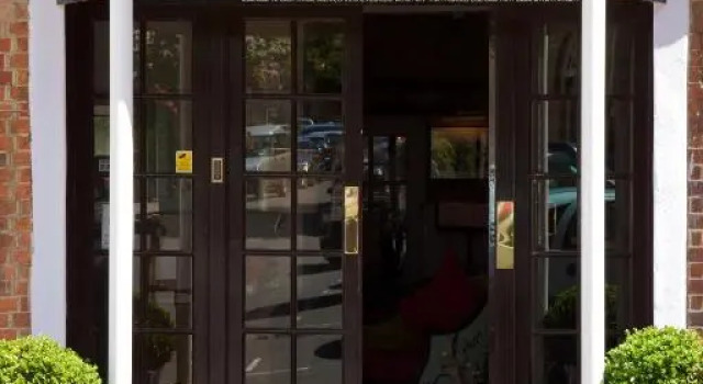 Номер Deluxe The Feathers Hotel