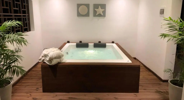Апартаменты Superior Ionian Eye Design Studios & Spa