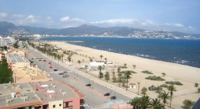 Апартаменты Modern Flat by the Sea