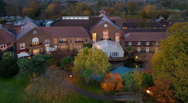 Deluxe huone Tudor Park, A Marriott Hotel and Country Club