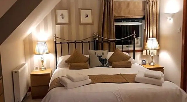 Dalcraig House B&B, Забронировать Отель «постель и завтрак» Отели Гленко с парковкой, Парковка
