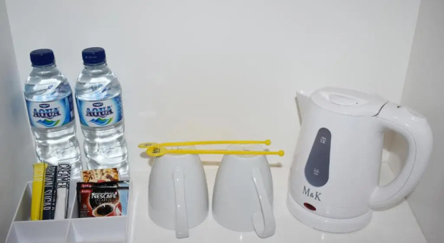 Standard Doppel Zimmer YELLO Hotel Paskal Bandung