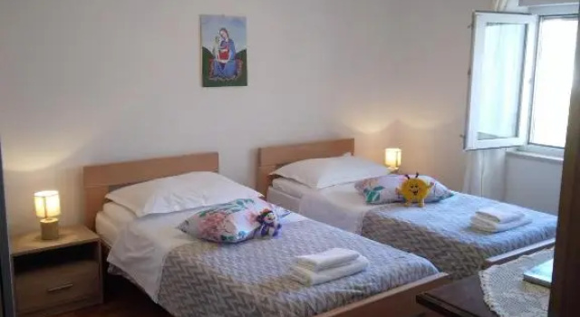 Apartment Meri, Забронировать Апартаменты/квартира Трогир Ciovo Island