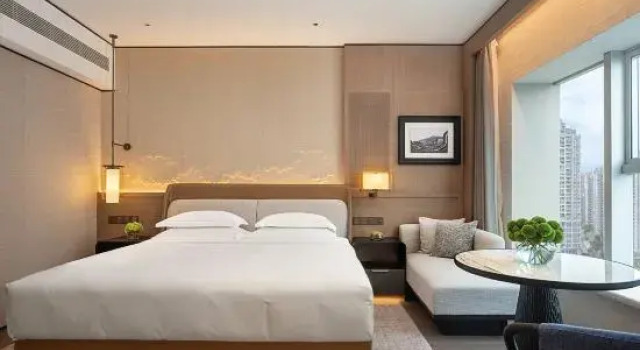 Семейный люкс Lung Chuen International Hotel