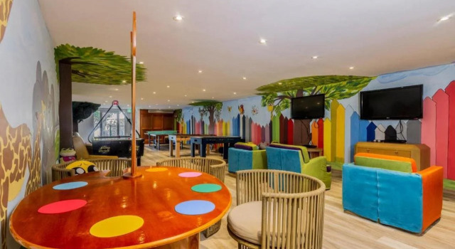 Hilton Cartagena, Забронировать Отель Бизнес-отели Картахены, рядом с Пляж Кастильо-Гранде, 4* 5*