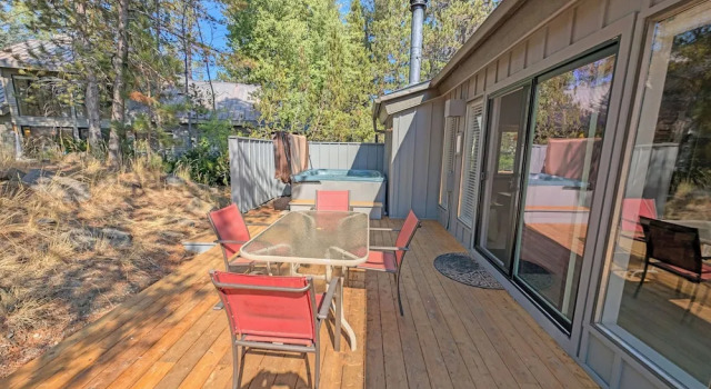 Whistling Swan 8, Book Feriehus Sunriver Mount Bachelor