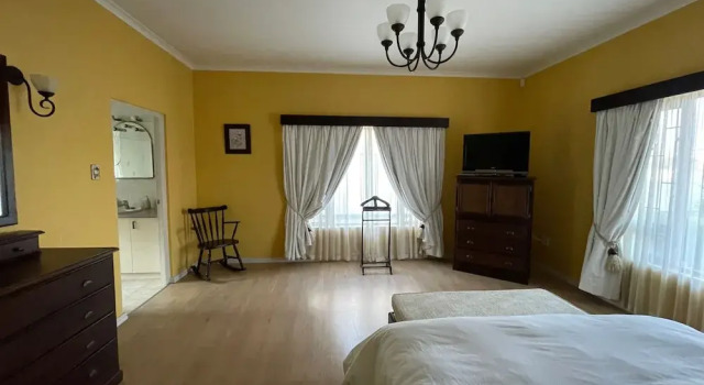 Camera Superior Canosas Home
