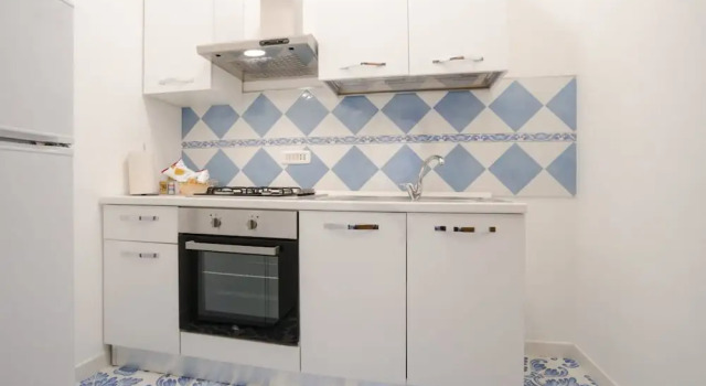 Апартаменты с 2 комнатами с балконом и с видом на горы Estate4home - Villa Carrino