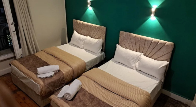 Семейный люкс downtown Family Suites