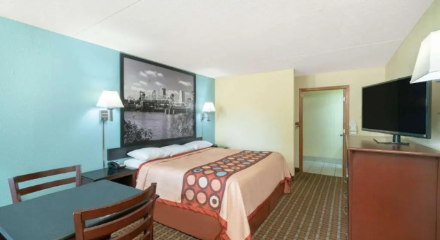 Номер Standard Super 8 by Wyndham North Little Rock/McCain