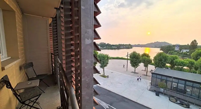 Номер Standard с балконом Mercure Libourne Saint Emilion