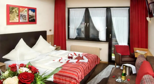 Двухместный номер Standard с балконом Hotel Hauer