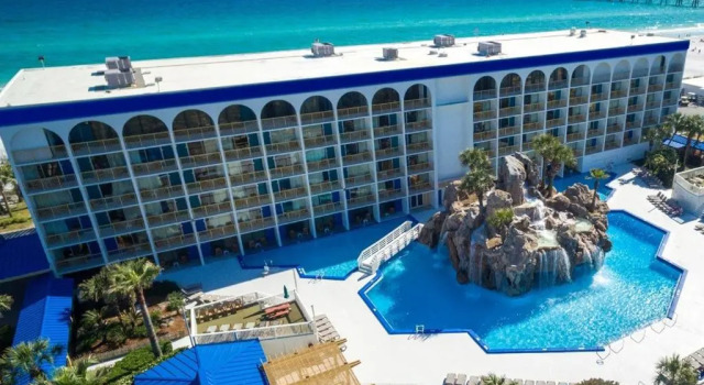 Номер Standard с видом на бассейн The Island Resort at Fort Walton Beach